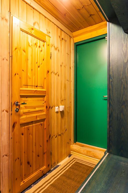 Koru Cottage Laagri Стая снимка