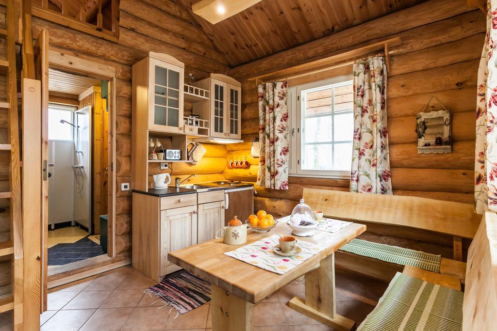 Koru Cottage Laagri Стая снимка